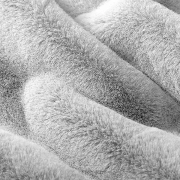 Ultra-Soft Luxurious - Cozy Warm Blanket - Image 4