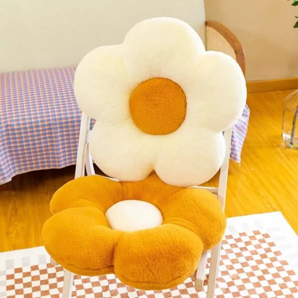 35cm Stuffed Daisy Flower Seat Cushion - Image 3