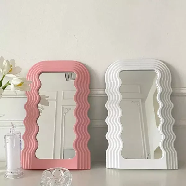 Charming Vintage-Inspired Decorative Wall Mirror - Image 2