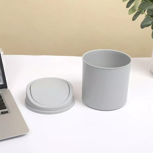 Mini Desktop Dustbin