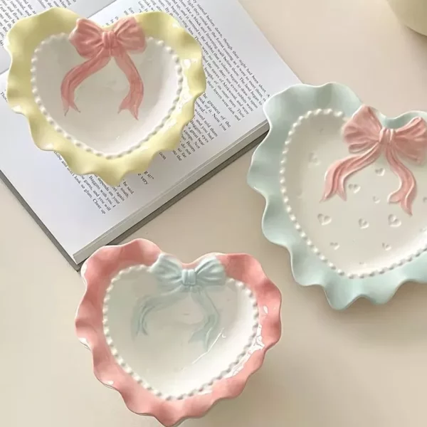 Cute Ceramic Wavy Edge Tray for Jewelry & Breakfast - Image 2