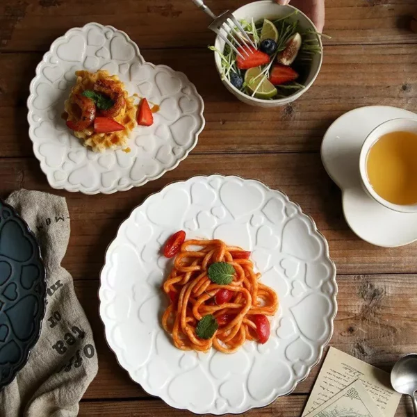 Heart-Shaped Ceramic Plate for Western Cuisine - Image 4