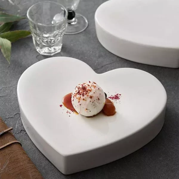 Heart-Shaped Ceramic Dining Plate