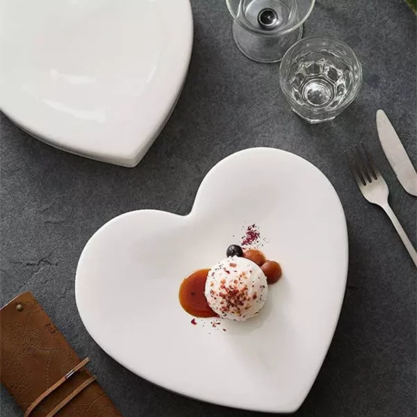 Heart-Shaped Ceramic Dining Plate