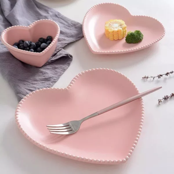 Heart-Shaped Ceramic Tableware Set - Image 5