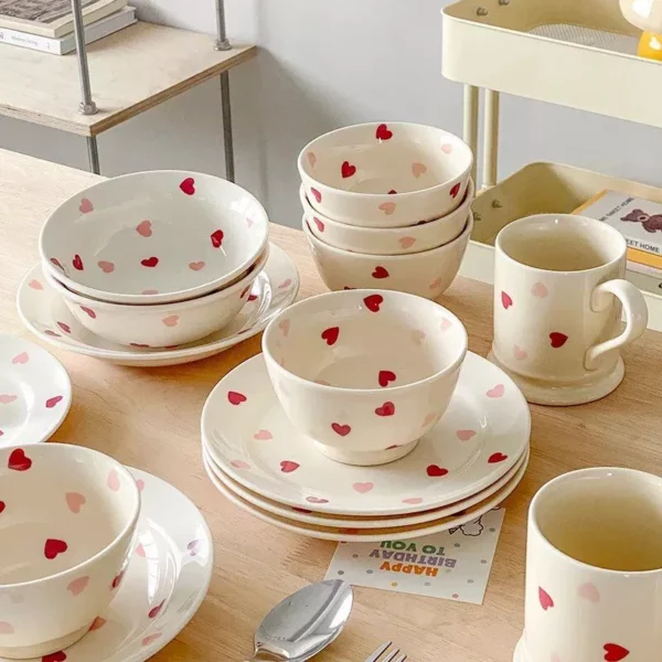 Charming Heart-Shaped Ceramic Dinnerware