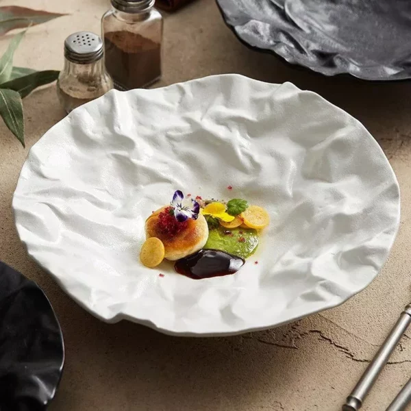 Elegant Nordic-Style Porcelain Deep Plate – Circular Salad & Serving Dish