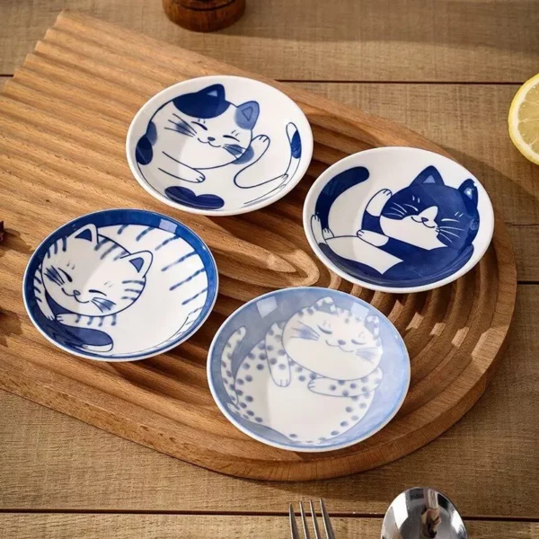 Charming Japanese Ceramic Lucky Cat Dessert Plate - Image 5