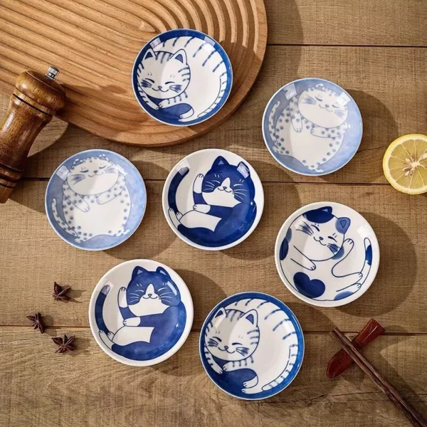 Charming Japanese Ceramic Lucky Cat Dessert Plate - Image 2