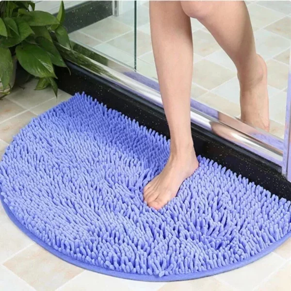 Luxurious Chenille Semi-Circle Bath Mat – Non-Slip, Absorbent & Soft Floor Rug