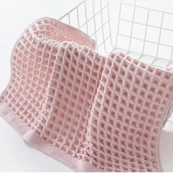 Luxurious 100% Cotton Waffle Plaid Face Towel for All Ages