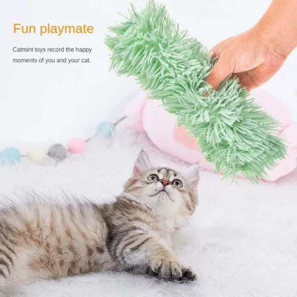 Interactive Plush Catnip Toy with Soft Feather for Cats – Chew & Play Delight